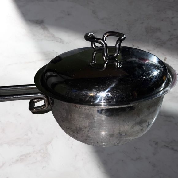 Serafino Zani Karen Saucepan with Handle Includes Lid - Picture 6 of 7